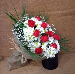 Papatya & 5 Gül Buketi 