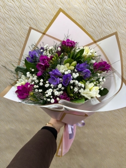 Renkli Frezya buketi